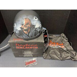 Daytona Helmets NON DOT Approved Daytona Novelty Graphics Biker Helmet Sz 2XL